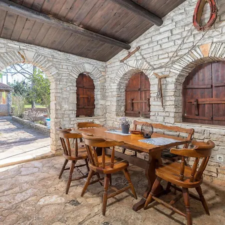 Holiday home Beautiful In Vodnjan-kacana With Wifi