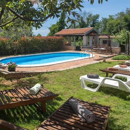 Holiday home Beautiful In Vodnjan-kacana With Wifi *